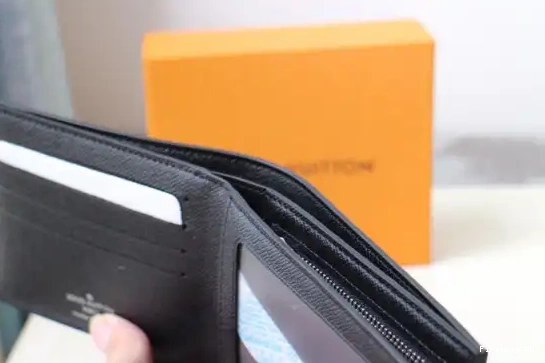 First bags ru reviews WALLET VUITTON LOUIS AMERIGO 0701